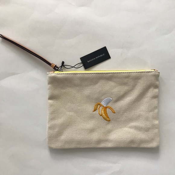Banana Republic Handbags - Banana Republic Canvas Medium Zip Pouch